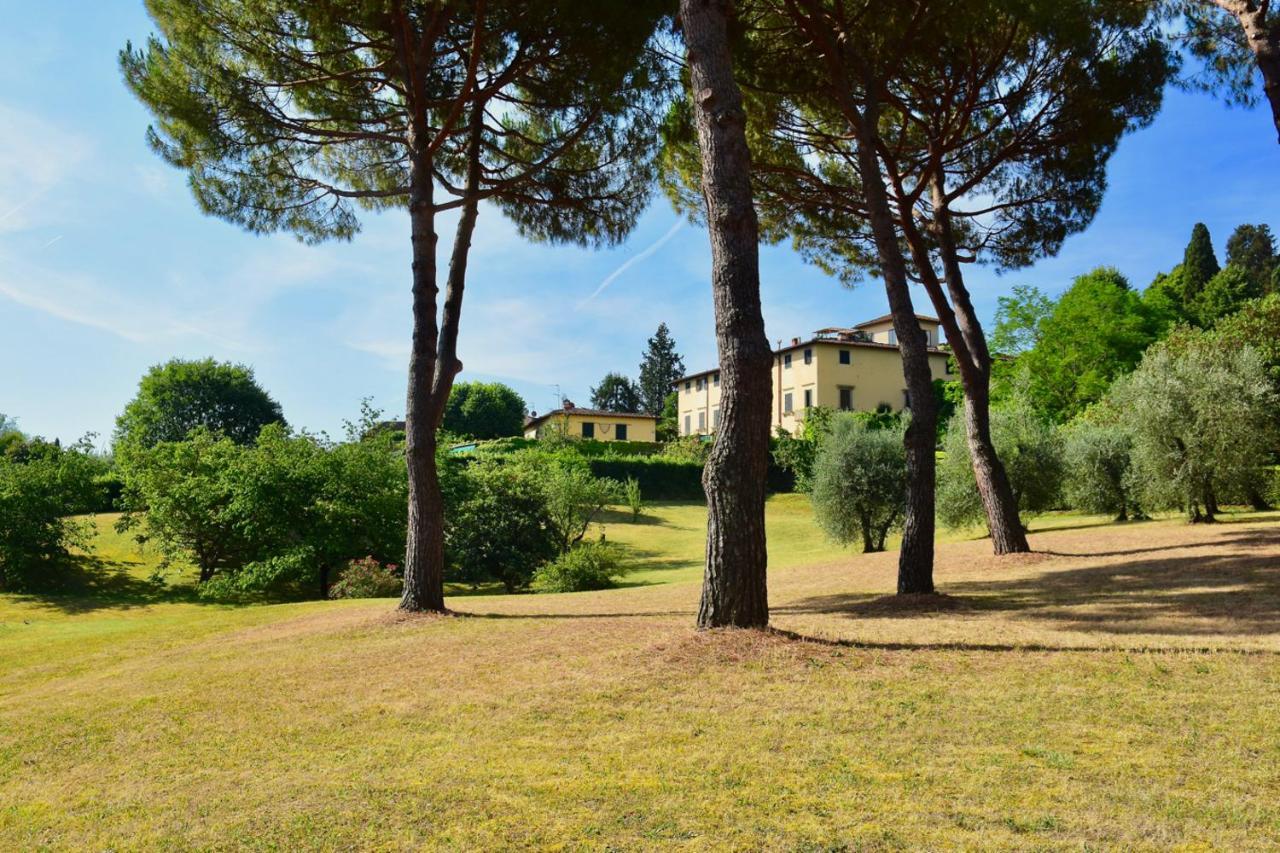Villa Porta Romana - Family Country House In The Heart Of Флоренция Екстериор снимка